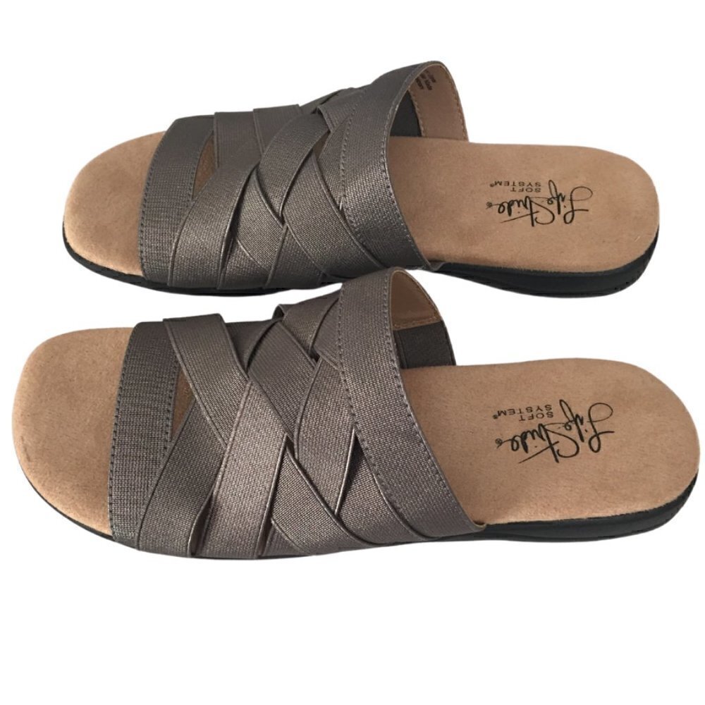 LifeStride Women's Emilia Flat Sandal, 7M